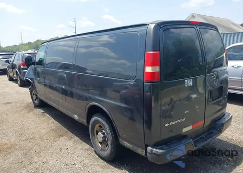 2005 Chevrolet Express из США, поврежденный, VIN 1GCHG39U351152412